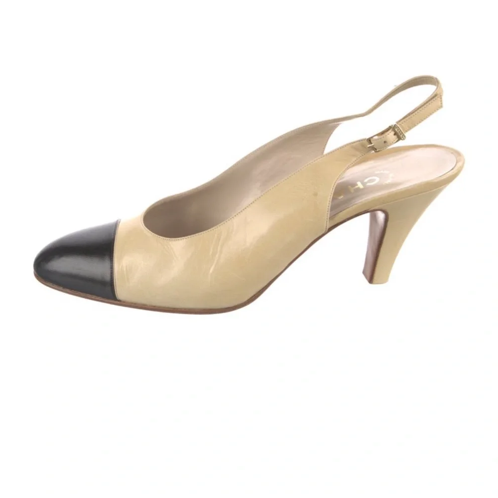 CHANEL Beige and Black Slingback Captoe Heels - Picture 2 of 6